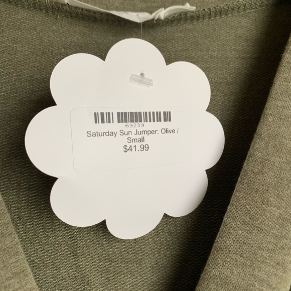 Olive jumper NWT - Picture 2 of 4